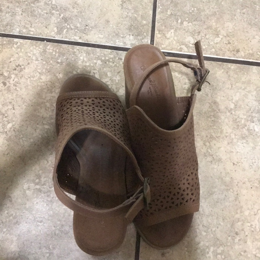 Wedges - Picture 3 of 3